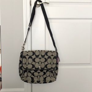 Authentic coach messenger bag